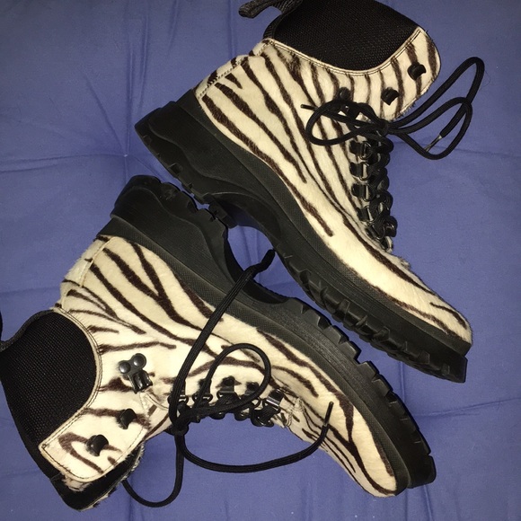 2Xโญ๏ธHost Pickโญ๏ธ Authentic PRADA Pony Hair Boots - Picture 2 of 13